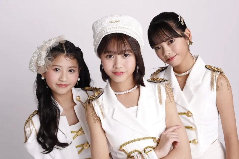 DILAⅢのデビューシングルジャケット写真